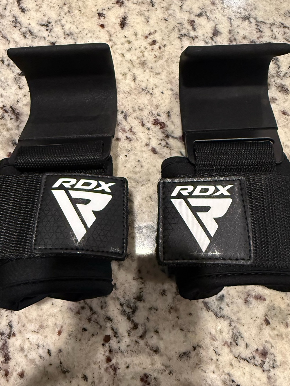 Men’s Black Weight Lifting Wrist Wraps with Hooks
